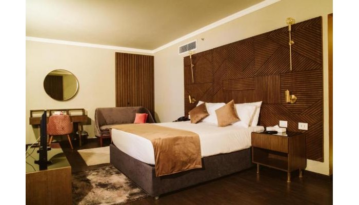 Pyramisa Suites Hotel And Casino poza 1