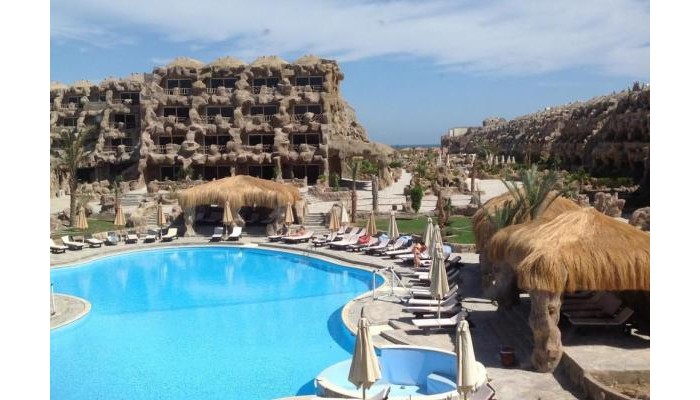 Caves Beach Resort Hurghada poza 3