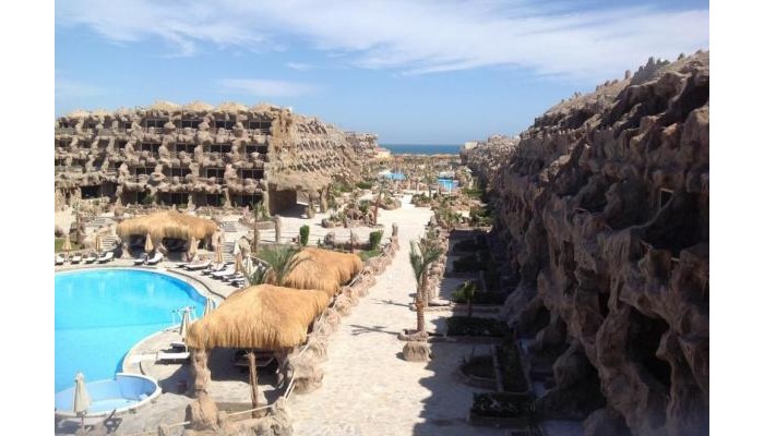 Caves Beach Resort Hurghada poza 4