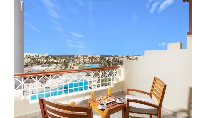 Royal Lagoons Resort & Aqua Park poza 8