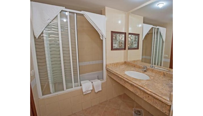Sun & Sea Hotel And Aqua Park poza 4