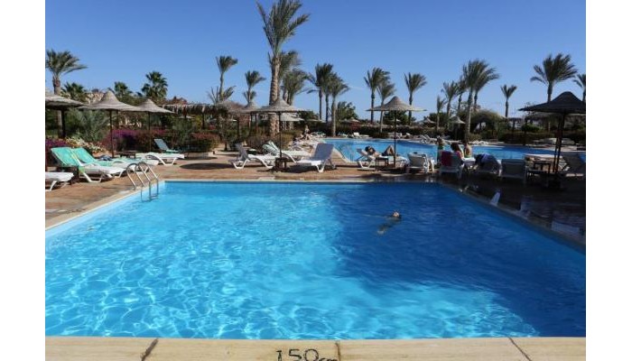 Tamra Beach Resort poza 12