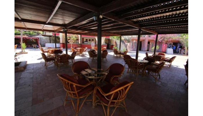 Tamra Beach Resort poza 9