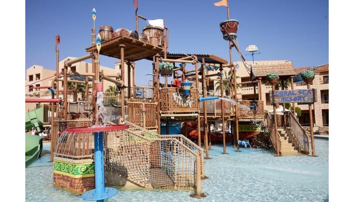 Coral Sea Holiday Resort & Aqua Park poza 13