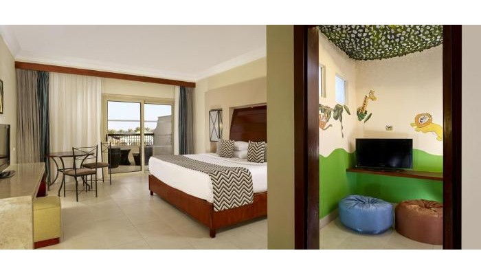 Coral Sea Holiday Resort & Aqua Park poza 29