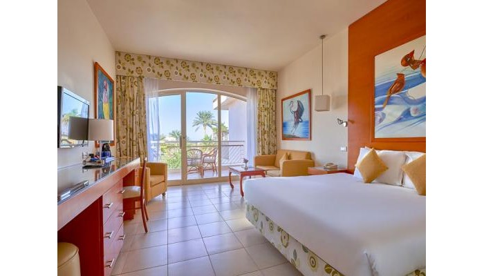 Parrotel Beach Resort poza 16