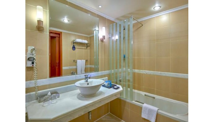 Parrotel Beach Resort poza 12