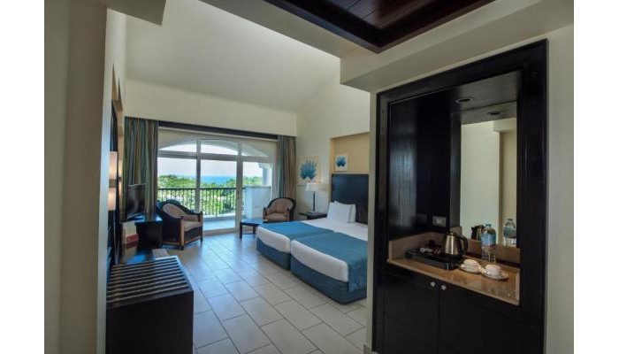 Reef Oasis Blue Bay Resort & Spa poza 3
