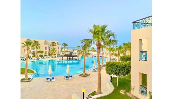 Ivy Cyrene Island Aqua Park Resort poza 14